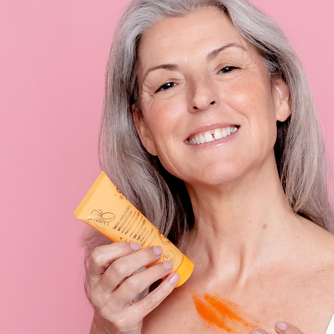 Exfoliant enzymatique à la mangue & papaye